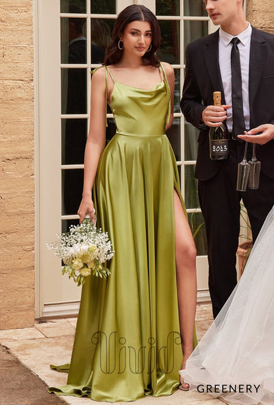 Vivid Core Lily Gown in Greenery / Greens